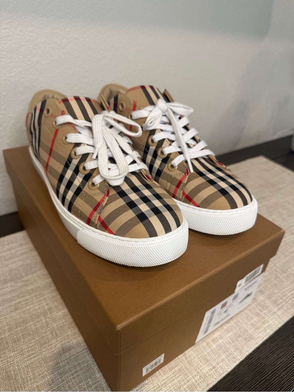 Burberry Albridge Vintage Check Low Top Sneaker - Women’s US Size 10 (40EU)